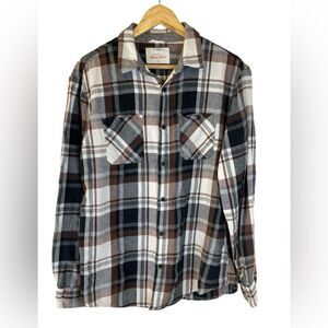 Urban Pipeline The Awesomely Soft Ultimate Flannel. Size L.